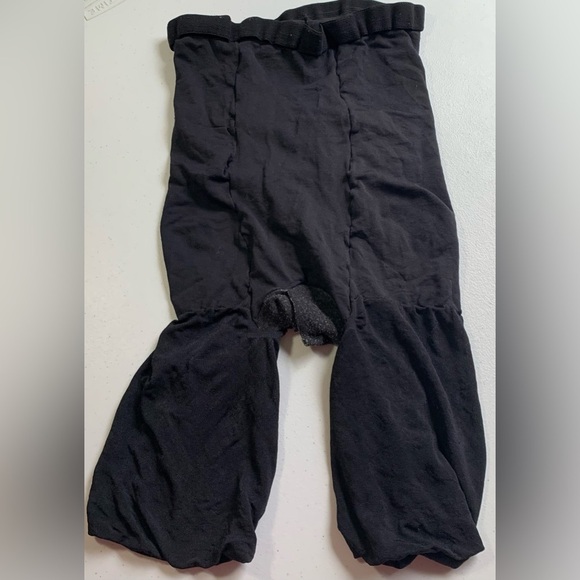 Spanx Higher Power Size F (1X) Shapewear Shorts - Picture 6 of 8